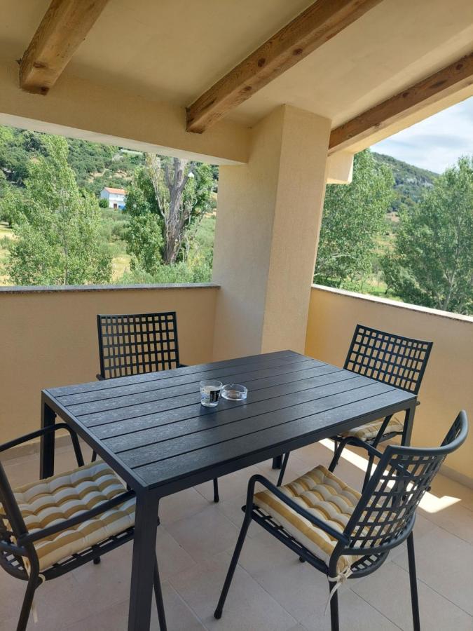 Novouredeni Apartman Marko Mundanije Εξωτερικό φωτογραφία